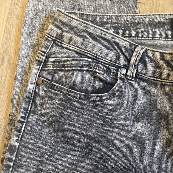 1822 Denim Charcoal Skinny Jeans - Picture 3 of 9